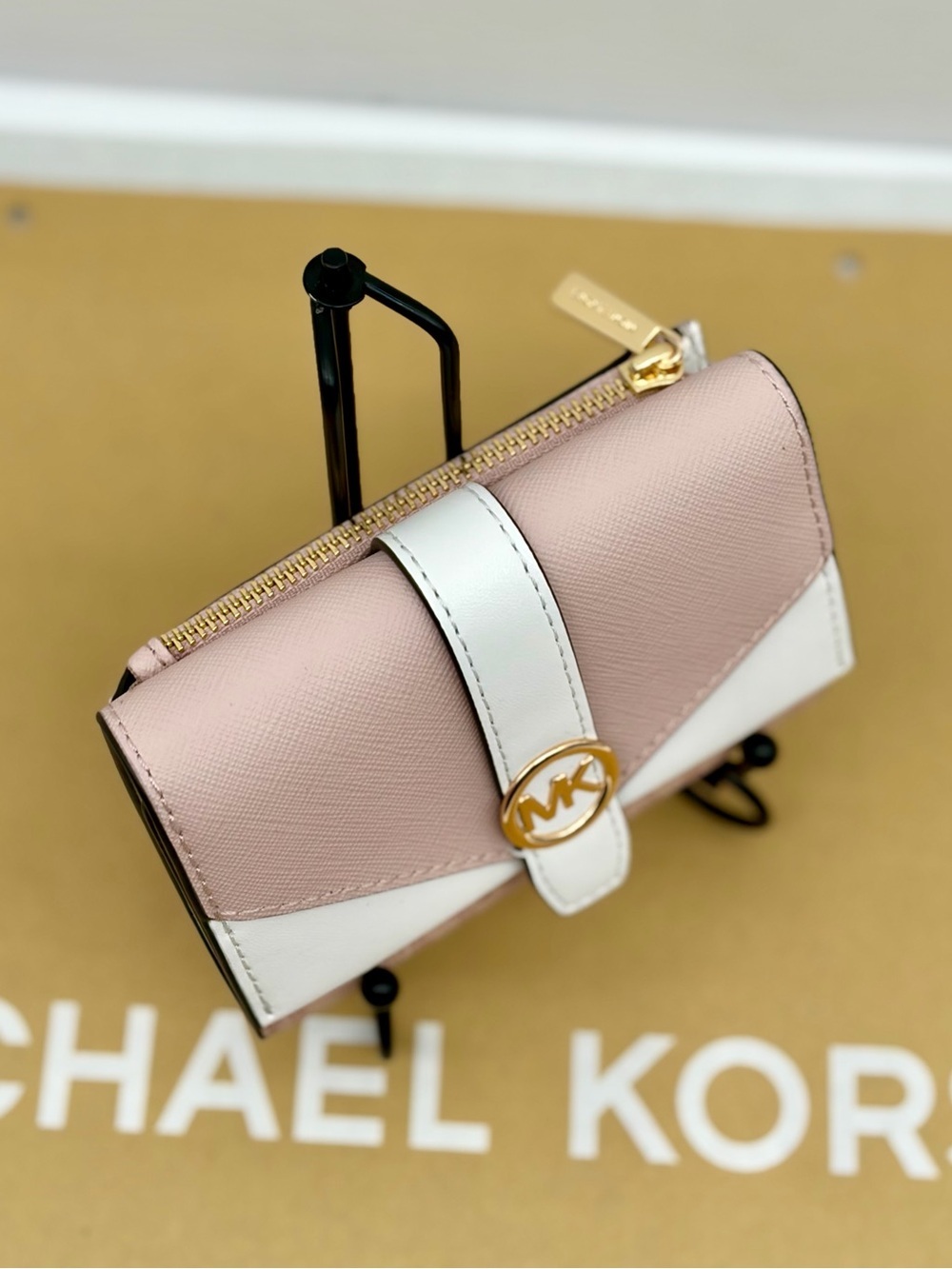 Michael Kors Blush Pink and White MK Signature Compact Wallet - Picture 15 of 16